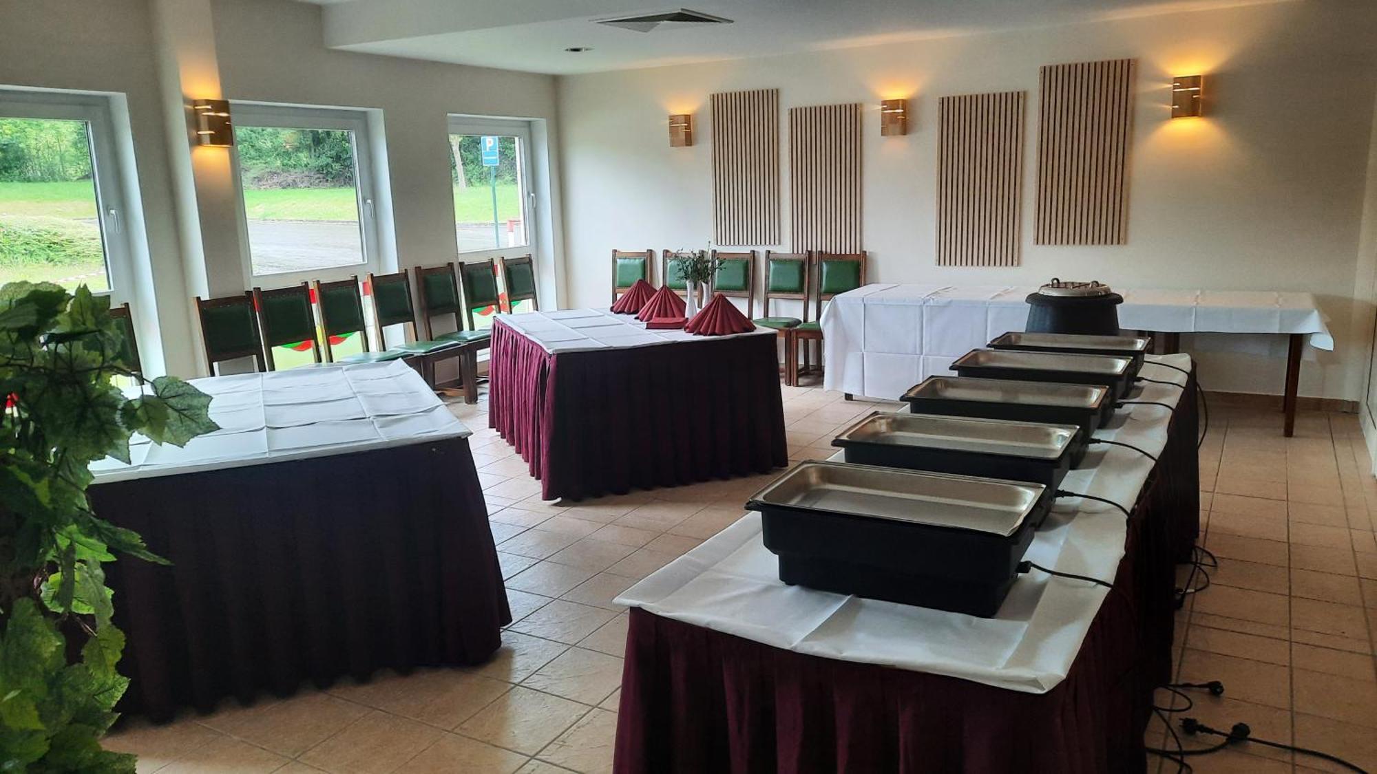 Euroville Jugend- Und Sporthotel Naumburg  Ngoại thất bức ảnh