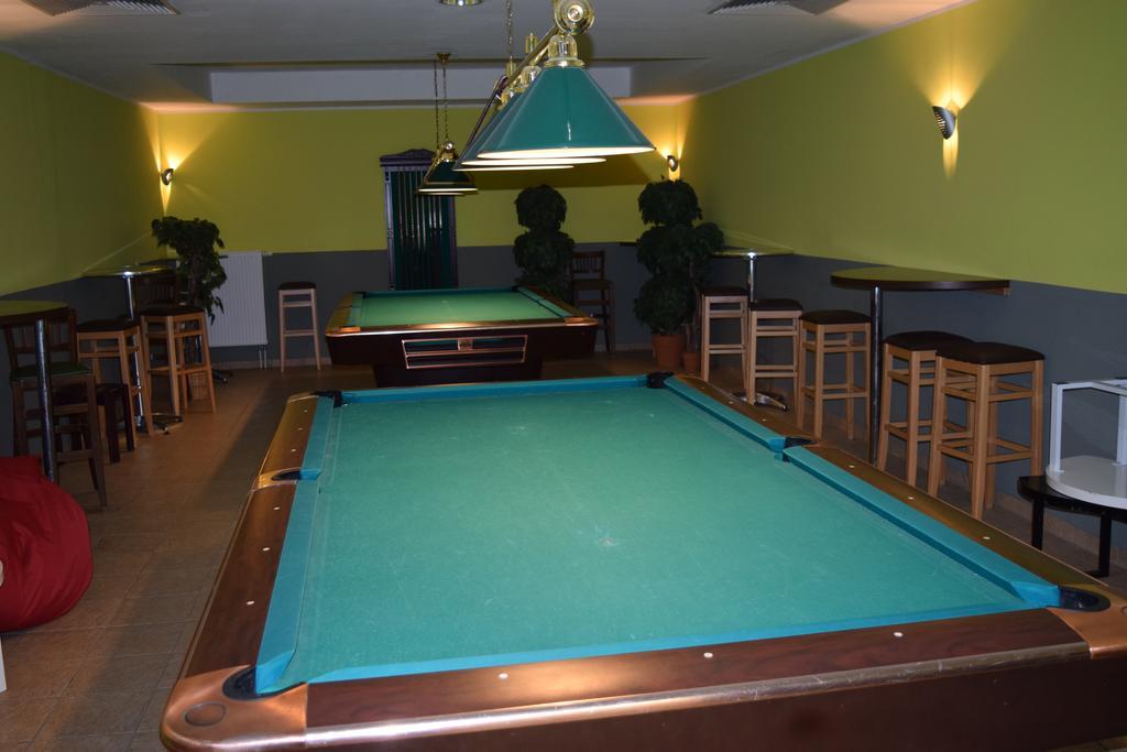 Euroville Jugend- Und Sporthotel Naumburg  Ngoại thất bức ảnh