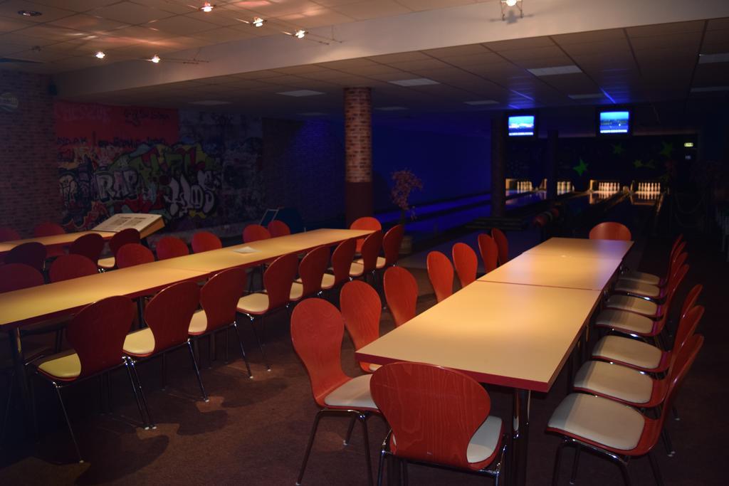 Euroville Jugend- Und Sporthotel Naumburg  Ngoại thất bức ảnh