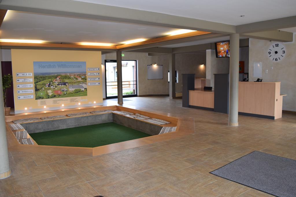 Euroville Jugend- Und Sporthotel Naumburg  Ngoại thất bức ảnh